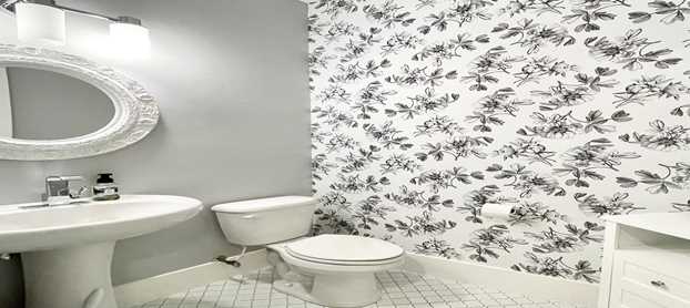 What Is the Best Ways to Remove Old Wallpaper So You Can Add New