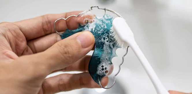 Best Ways To Clean Retainers