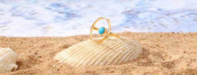 Stand Out with Gorgeous Finger Rings
